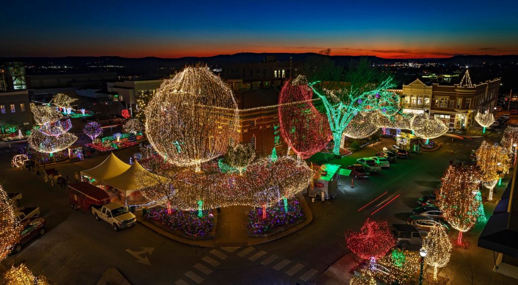LightsoftheOzarks2018